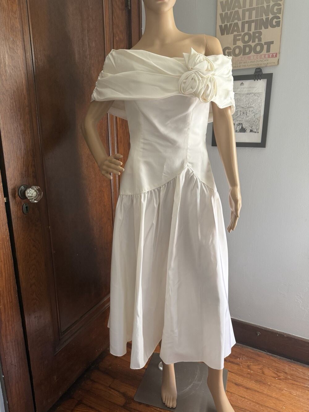 Vintage 80s White Taffeta Wedding Dress Size M